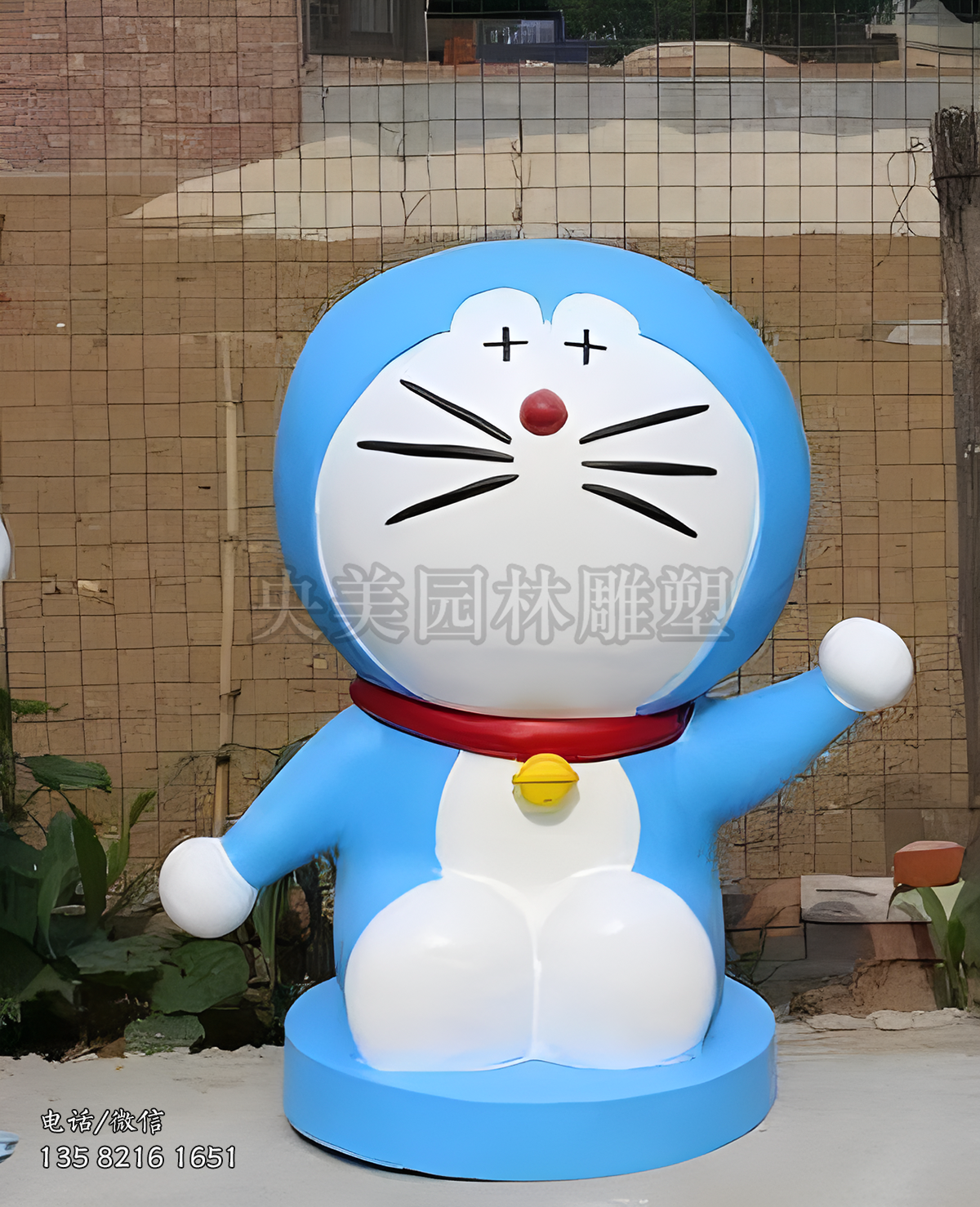 玻璃鋼機(jī)器貓哆啦A夢雕塑