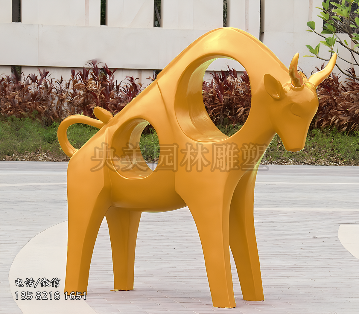 不銹鋼鏤空創意抽象牛雕塑